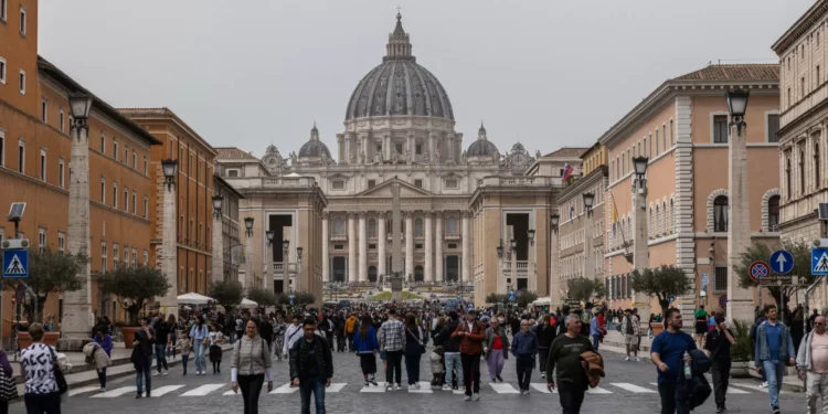 Diocese entrega no Vaticano processo para beatificação de criança açoriana