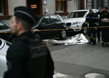 Português de 69 anos morre após “intervir” em ataque com faca em França