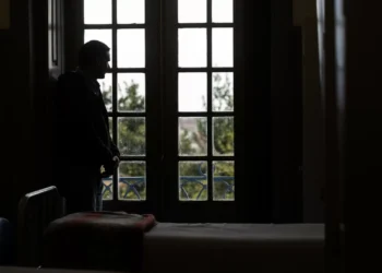 Número de pessoas sem teto ajudadas pela Cruz Vermelha aumentou 76%