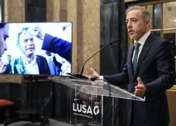 Moção de censura? Chega “conseguiu o objetivo” de “desviar atenções”