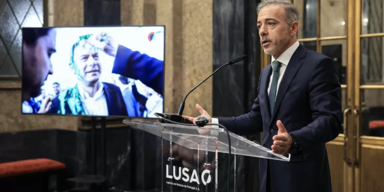 Moção de censura? Chega “conseguiu o objetivo” de “desviar atenções”