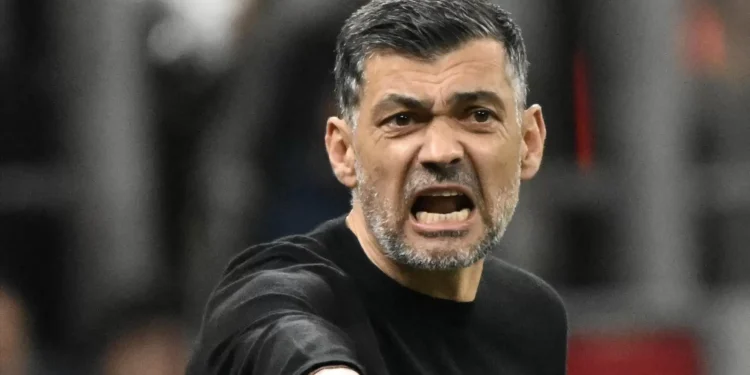 Golo aos 90+8 derrota Sérgio Conceição