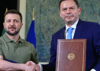 Zelensky agradece apoio de Portugal, após embate com Trump na Casa Branca
