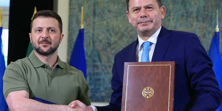 Zelensky agradece apoio de Portugal, após embate com Trump na Casa Branca