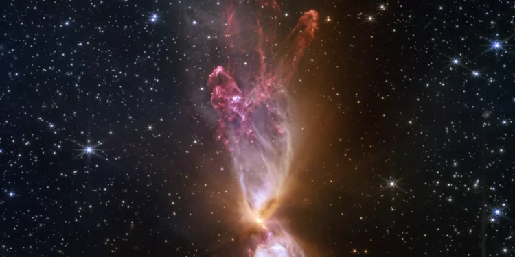 Telescópio James Webb capta sistema estelar em formação