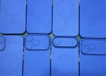 Está a circular mais uma imagem dos novos telemóveis iPhone 17