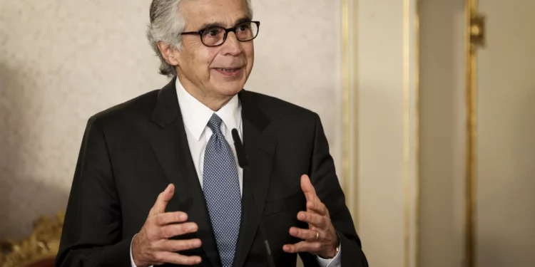 Aguiar-Branco hoje na Ucrânia evoca vítimas de Busha e reúne-se com Zelensky