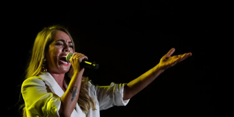 Gisela João em abril no palco do Teatro Municipal da Covilhã