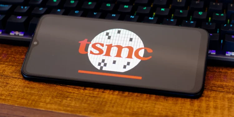 Fabricante de ‘chips’ vai investir 100 mil milhões de dólares nos EUA