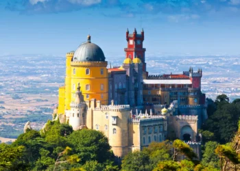 Palácio da Pena volta a encerrar “por segurança” na Serra de Sintra