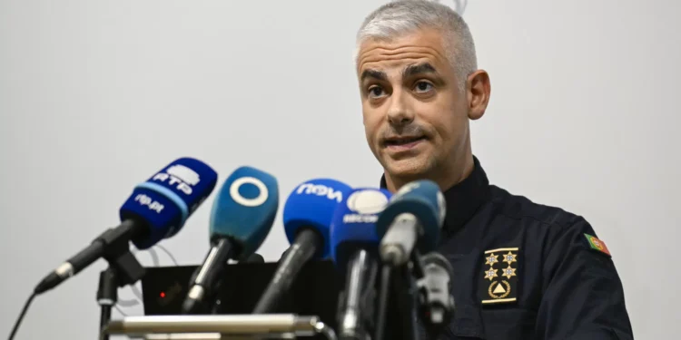 Comandante Nacional da Proteção Civil demite-se por motivos pessoais