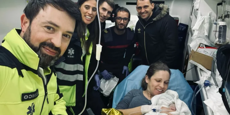 “Alegria”. Bebé Miguel nasceu numa ambulância em Esposende
