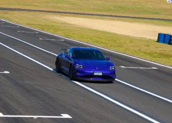 De 0 a 100km/h em 2,2 segundos: aceleramos o elétrico mais rápido do país