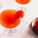 Gosta de tomate? Tem mesmo de fazer este martini