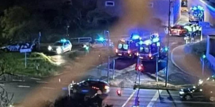 Autocarro da Carris despista-se e embate em muro em Lisboa. Há 13 feridos