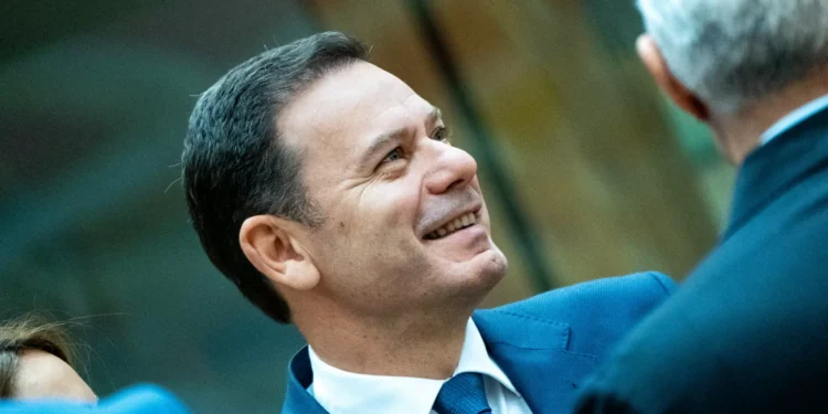 “Não cometi crime”. Montenegro reitera que Governo “tem condições”