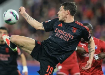 Benfica acerta calendário e apanha Sporting