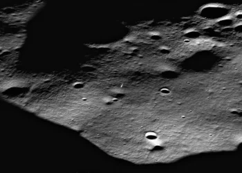 Sonda da NASA avistou ‘companheira’ que falhou chegada à Lua