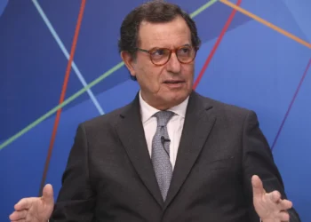 Castro Almeida diz que “só há eleições se o Partido Socialista quiser”