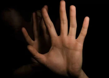 Ex-condenado detido por violência e abuso sexual contra menor de 15 anos