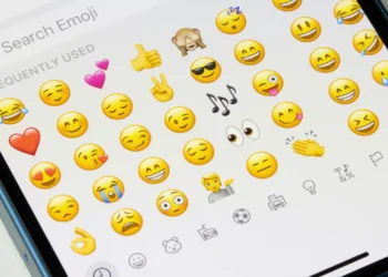 “Alerta, pais”. Se o seu filho usa estes emojis, é melhor estar atento