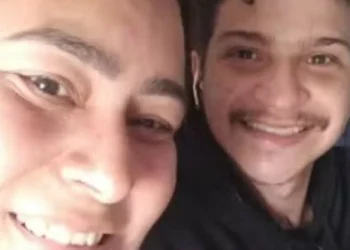 Jovem volta ao Brasil após grave acidente em Portugal. Tio morreu