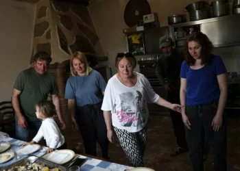 Aprovada prorrogação dos títulos de proteção temporária a ucranianos