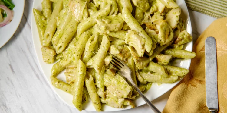 Receita. Vamos fazer pesto de espinafres com frutos secos?