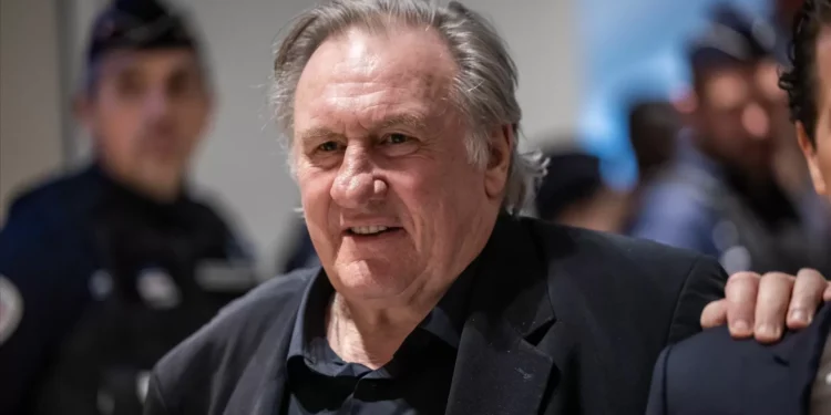 Justiça francesa pede 18 meses de pena de prisão para ator Gérard Depardieu