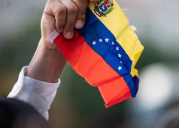 Embaixador apela a luso-venezuelanos para lutarem pelos direitos das mulheres