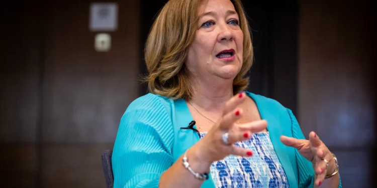 AML apresenta queixa contra “movimento extremista”