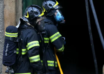 Incêndio deflagra em churrasqueira na Rotunda da Boavista no Porto