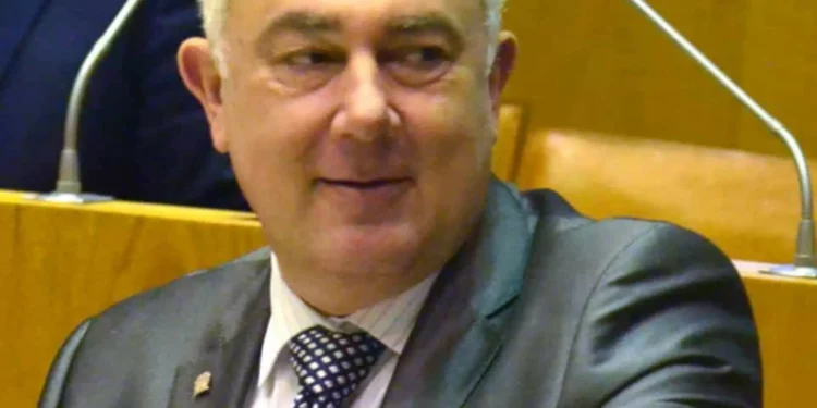 Açores defendem região com “dignidade e voz” no próximo orçamento da UE