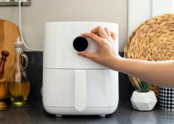 Receita rápida, saudável e deliciosa de bacalhau na ‘air fryer’