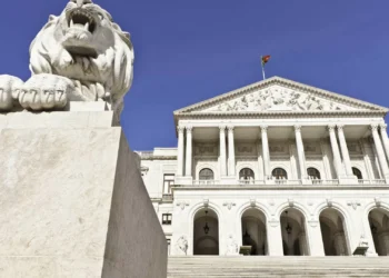 Nomeação polémica? Filha de deputado do PSD passou de assessora a adjunta