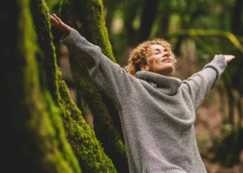 Signos que podem receber uma (boa) mensagem do universo já amanhã