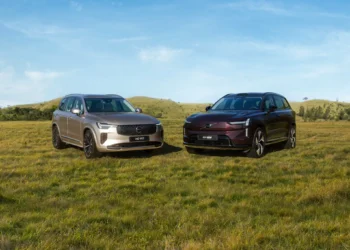Lançamento duplo: Volvo traz ao Brasil o elétrico EX90 e o híbrido XC90