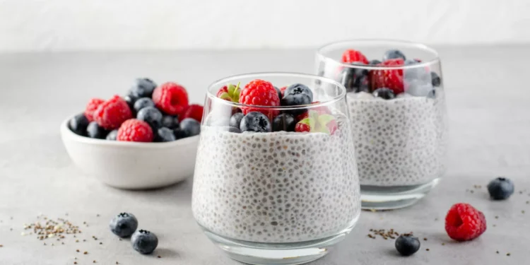 Este pudim de chia demora cinco minutos a fazer e não precisa de frio