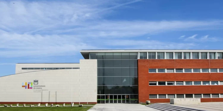 Universidade de Aveiro participa em programa educativo aeroespacial