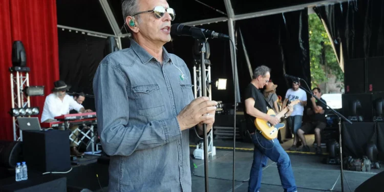 Livros com canções de Rui Reininho e Miguel Araújo editados esta semana