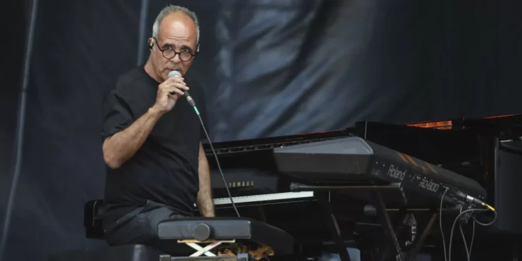 Rodrigo Leão edita hoje o álbum mais português que já gravou