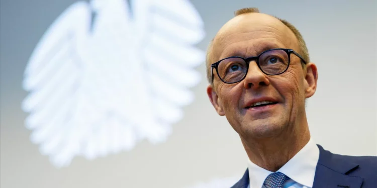 Motor da Europa em modo “economia de guerra”. Como vai ser a Alemanha de Merz?