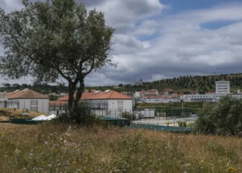 Arquivado processo disciplinar a chefe da guarda prisional de Vale de Judeus