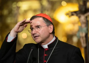 “Rezo para que a esmagadora maioria se mantenha fiel ao legado do Papa”