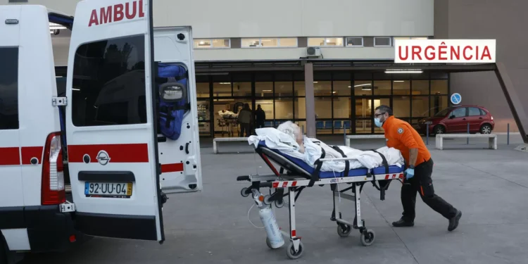 Número de internados após terem alta aumenta 8% e ultrapassa as 2.300