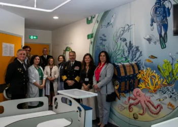 Marinha decora enfermaria do serviço de Oncologia Pediátrica no São João