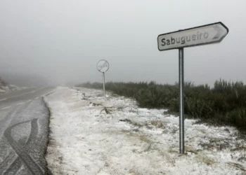 Circulação restabelecida nos acessos ao maciço central da serra da Estrela