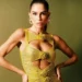 Quanto custa o look do dia de Deborah Secco?