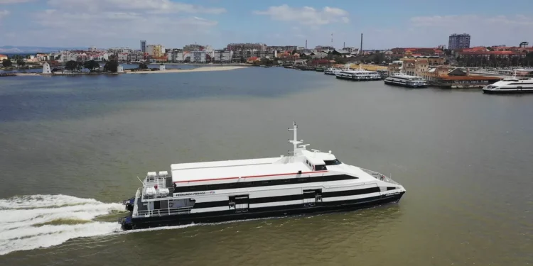 Ligações fluviais entre margens do Tejo com interrupções na quinta-feira devido a plenário