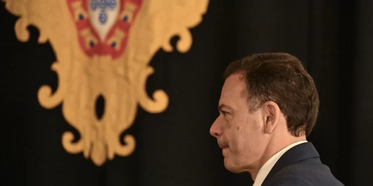 Governo insiste que “só existe uma versão do RASI”. Extremismos? “Atento”